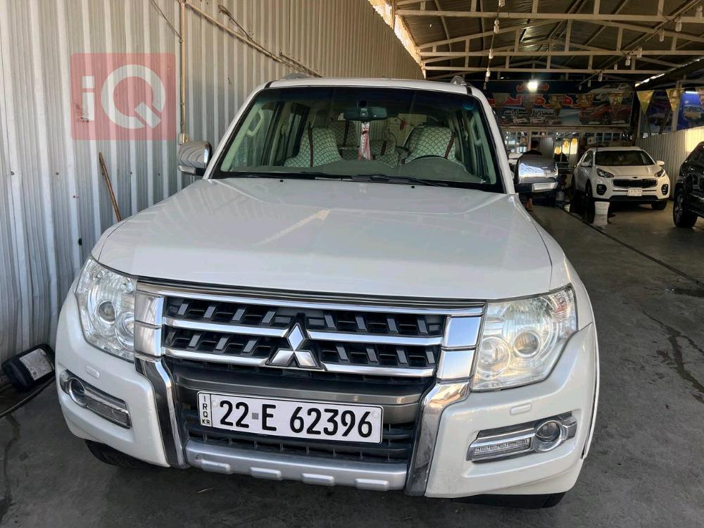 ميتسوبيشي باجيرو